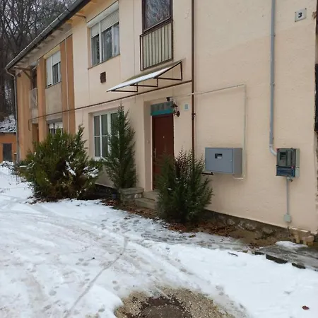 Tuender Roza Apartman Miskolc Exterior foto