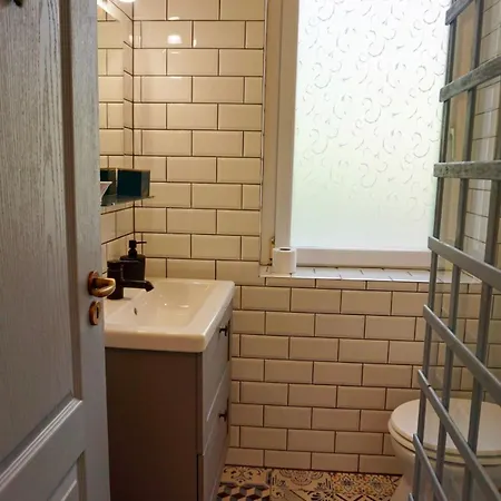 Tuender Roza Apartman Miskolc Exterior foto