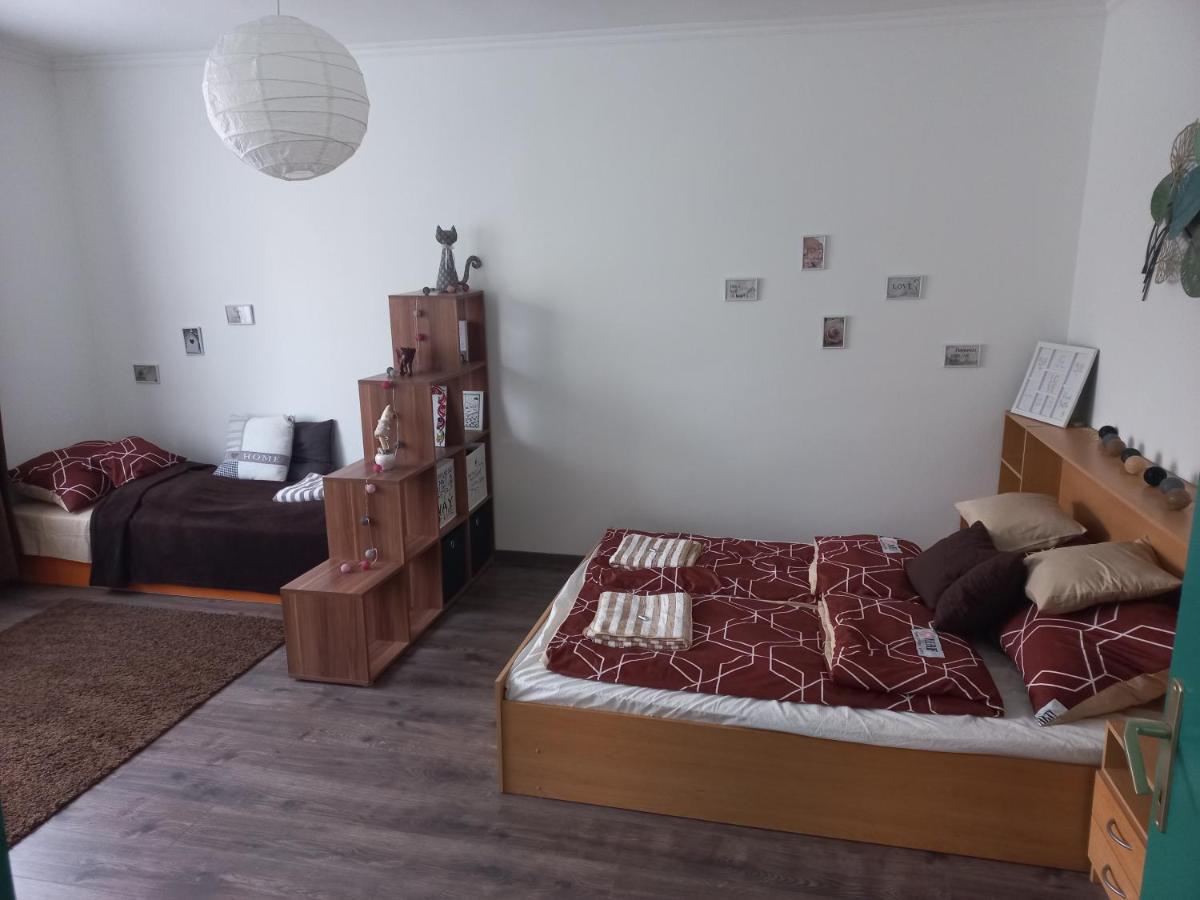Tuender Roza Miskolc